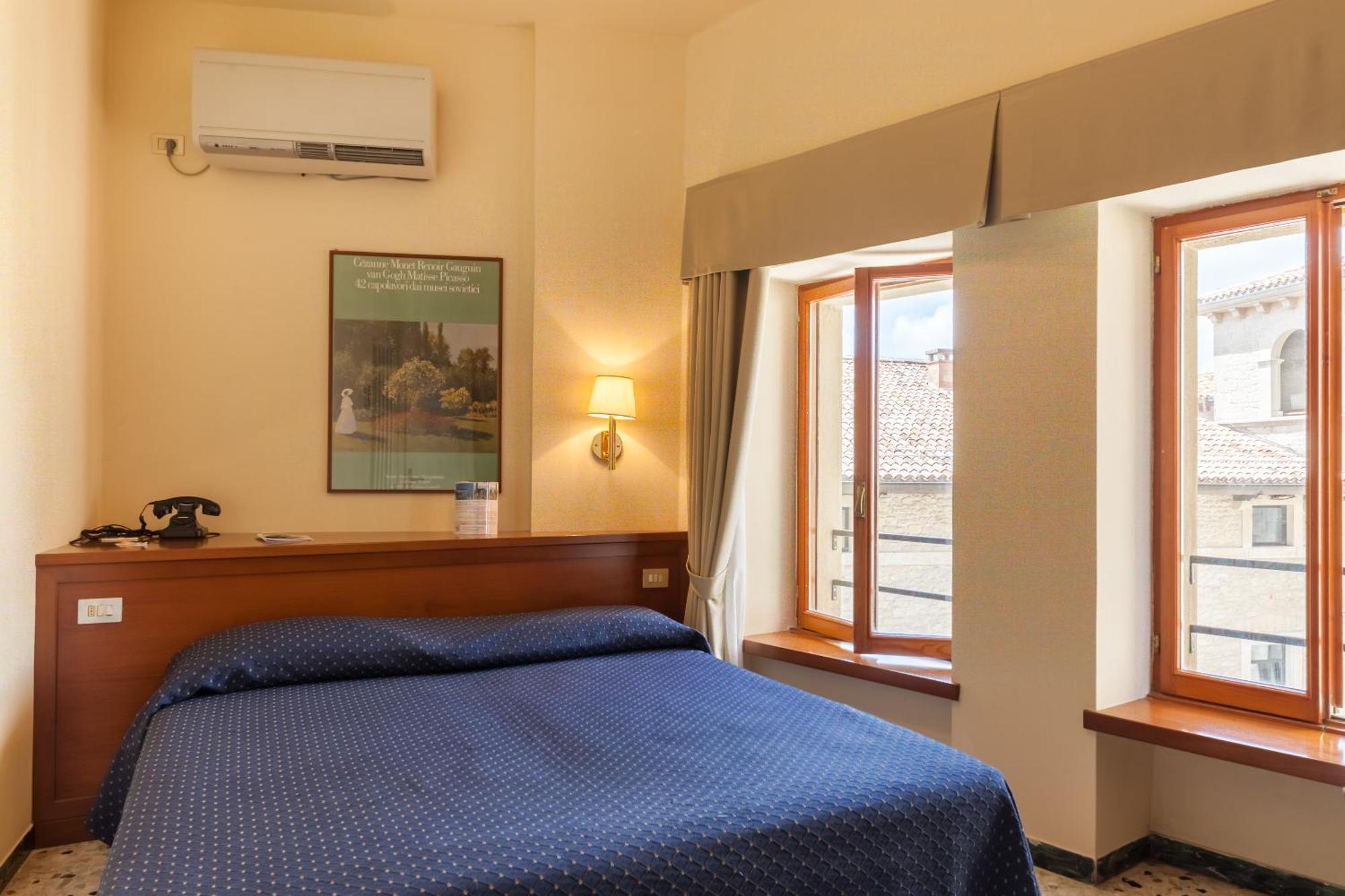 Hotel Titano Сан-Марино Экстерьер фото