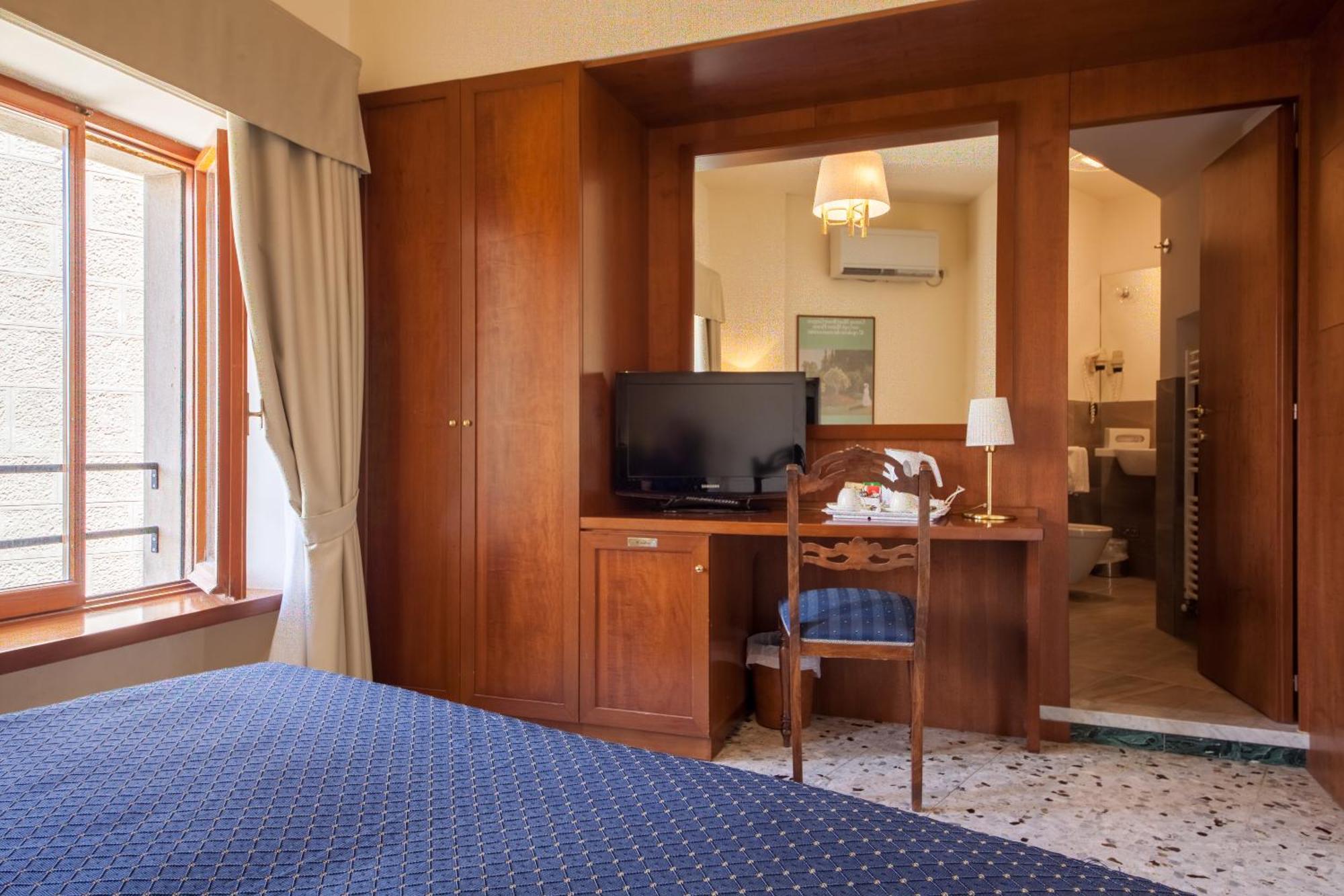 Hotel Titano Сан-Марино Экстерьер фото
